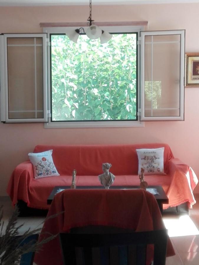 Zeus And Hera Apartments نِكيانا المظهر الخارجي الصورة