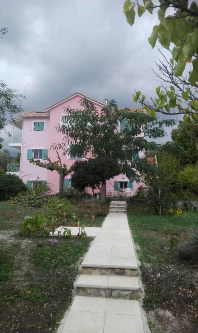 Zeus And Hera Apartments نِكيانا المظهر الخارجي الصورة