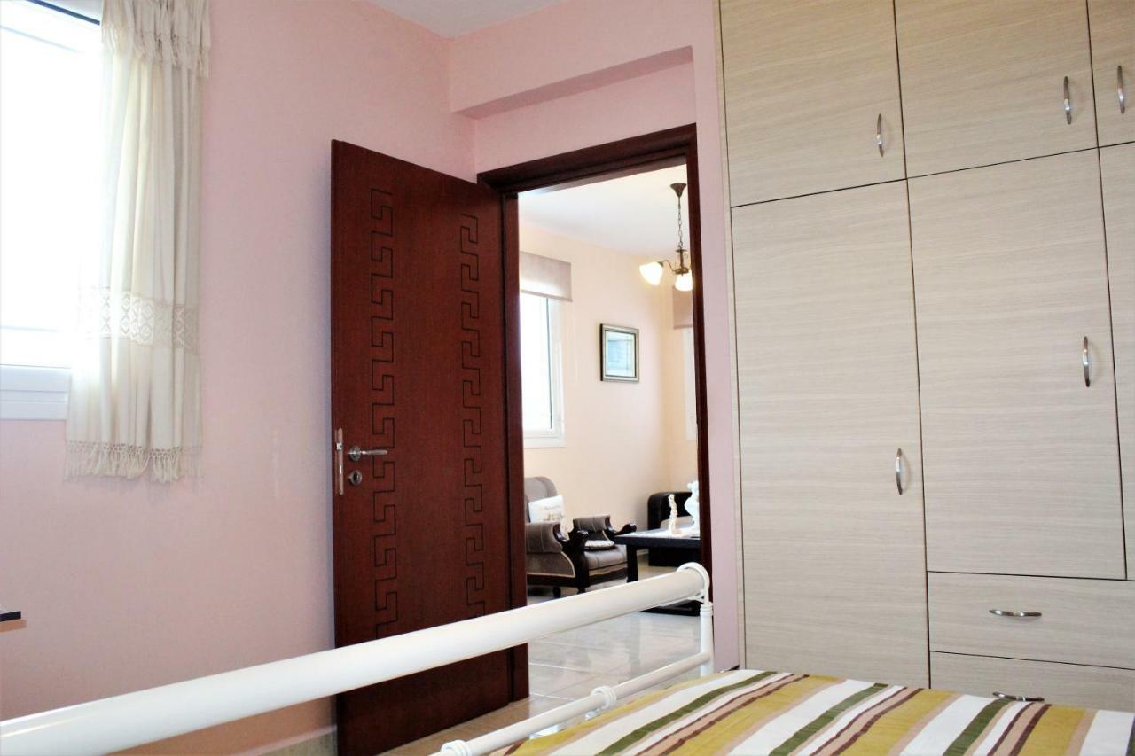 Zeus And Hera Apartments نِكيانا المظهر الخارجي الصورة